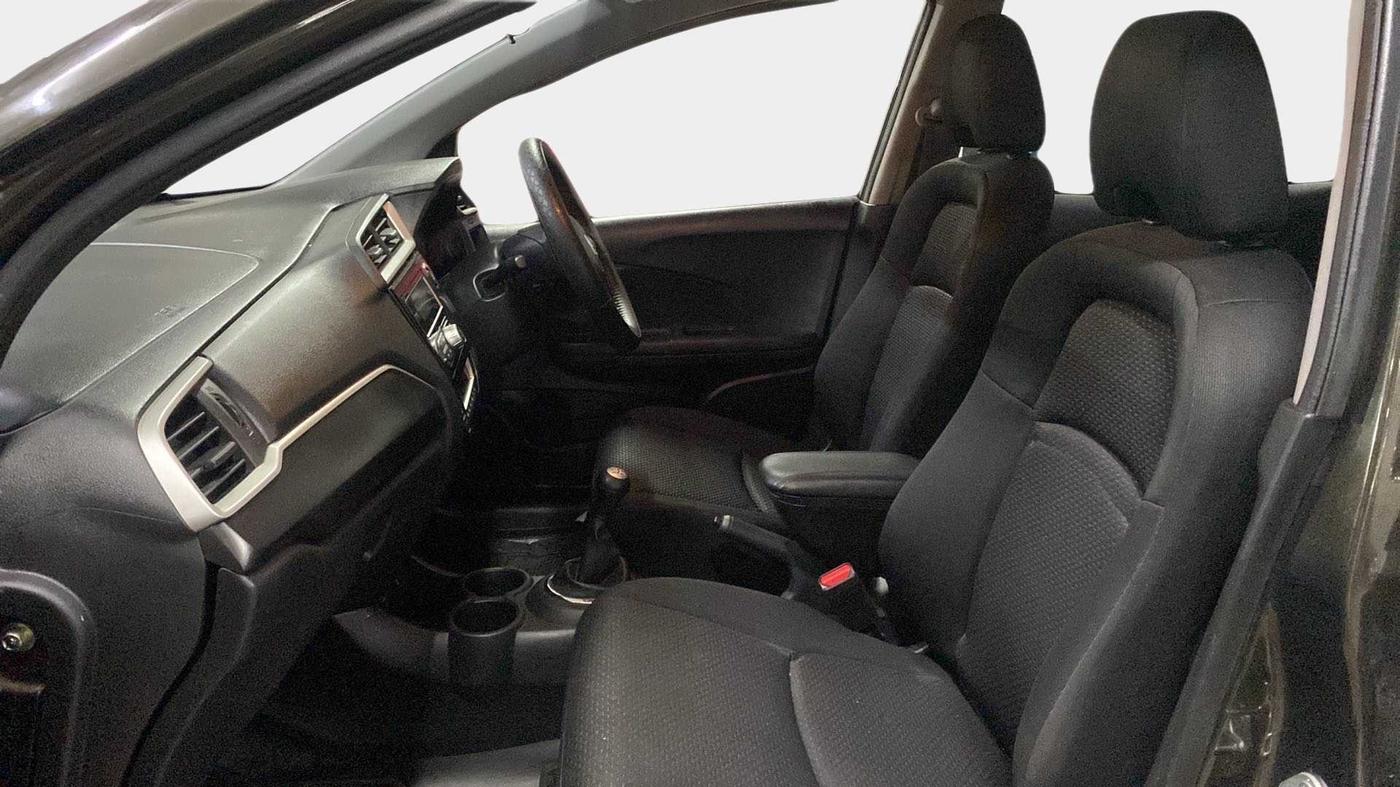 2017 Honda BR-V 1.5L I-VTEC S, Petrol, Manual, 18,243 km, Right Side Front Door Cabin