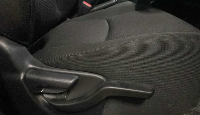 2017 Honda BR-V 1.5L I-VTEC S, Petrol, Manual, 18,243 km, Driver Side Adjustment Panel