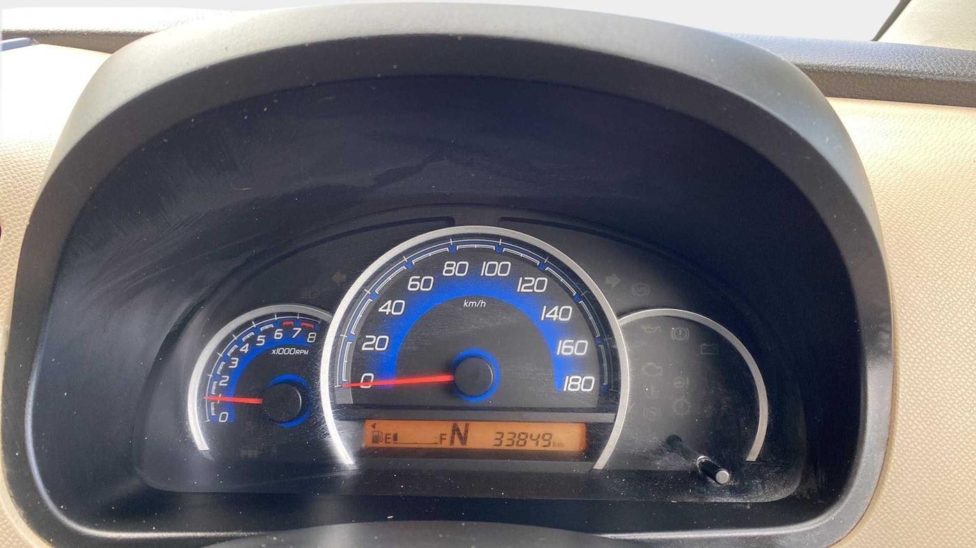 2018 Maruti Wagon R 1.0 VXI (O) AMT, Petrol, Automatic, 33,841 km, Odometer Image