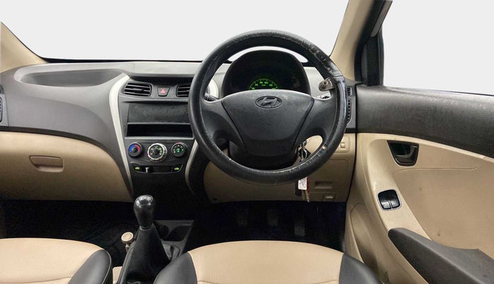 2017 Hyundai Eon ERA +, Petrol, Manual, 54,582 km, Steering Wheel Close Up