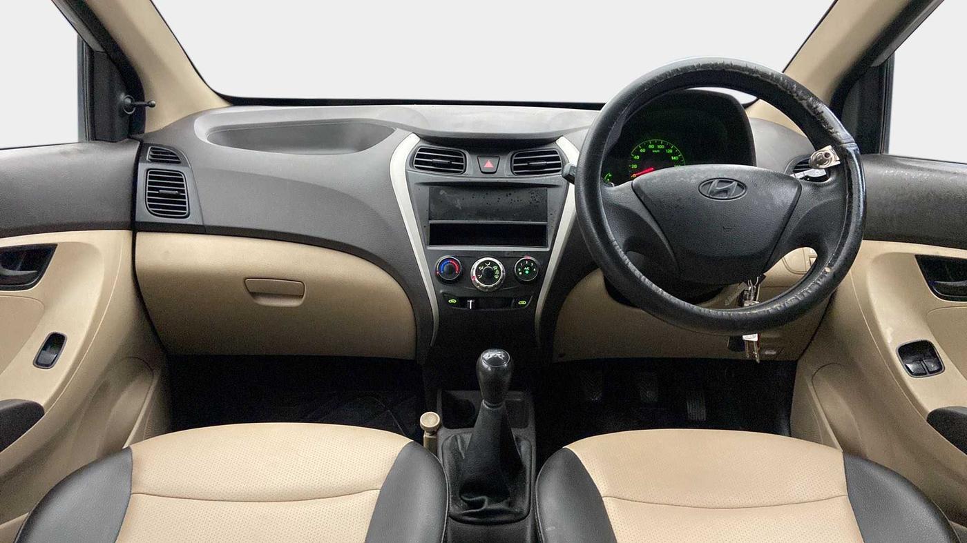 2017 Hyundai Eon ERA +, Petrol, Manual, 54,582 km, Dashboard