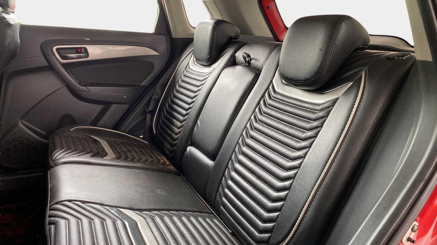2016 Maruti Vitara Brezza ZDI, Diesel, Manual, 88,620 km, Right Side Rear Door Cabin