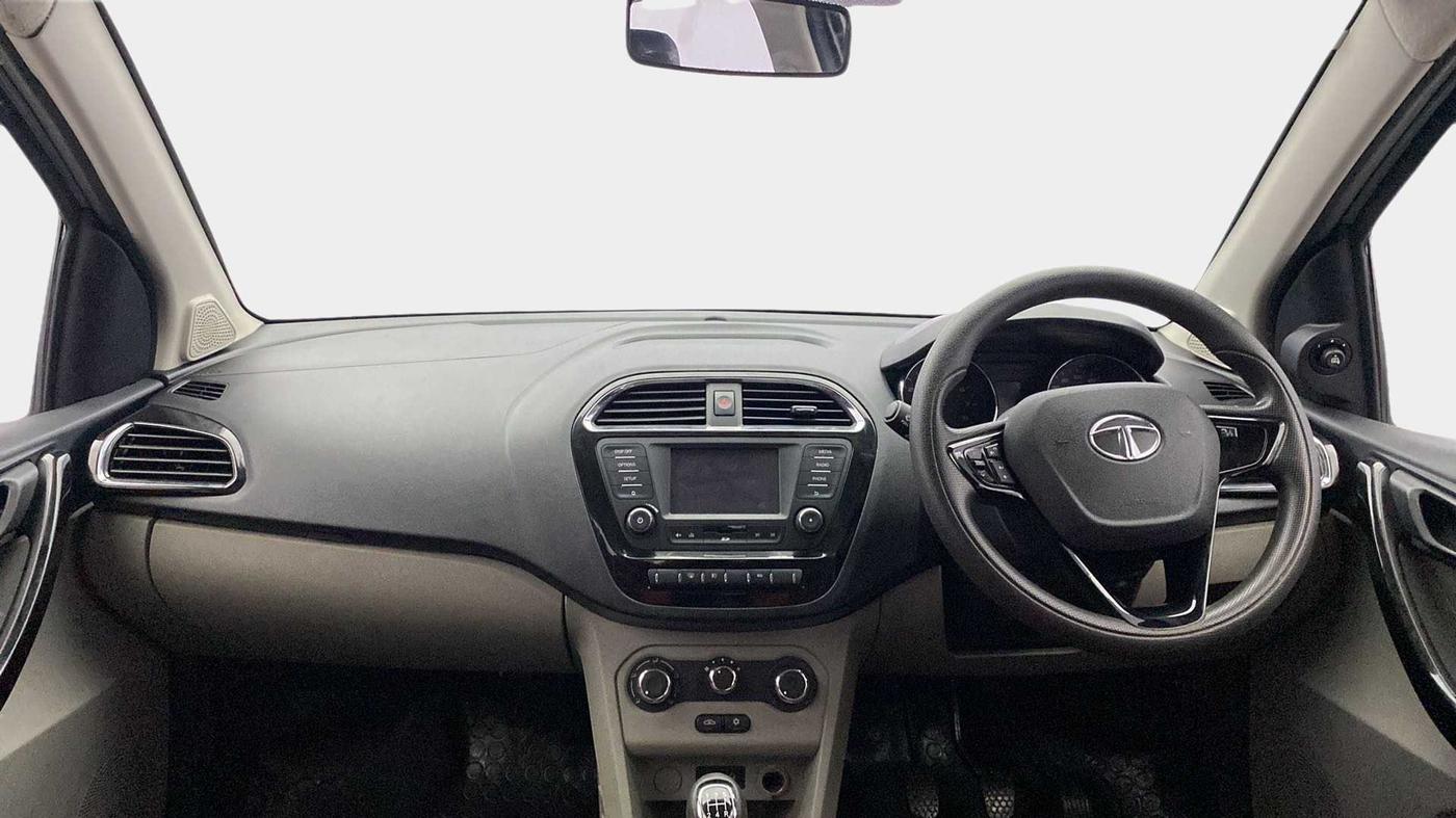 2019 Tata Tiago XZ PETROL, Petrol, Manual, 35,351 km, Dashboard