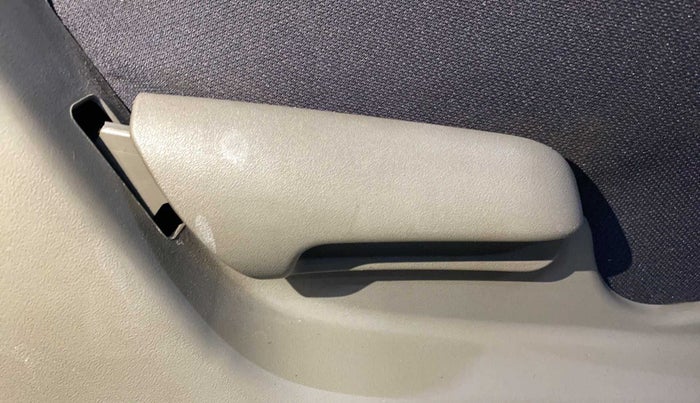 2014 Maruti Celerio VXI, Petrol, Manual, 71,820 km, Driver Side Adjustment Panel