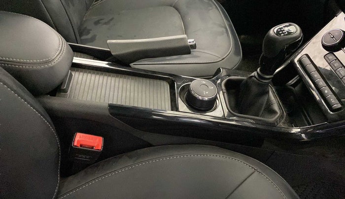 2022 Tata NEXON XZ PLUS (O) PETROL DARK EDITION, Petrol, Manual, 14,944 km, Gear Lever