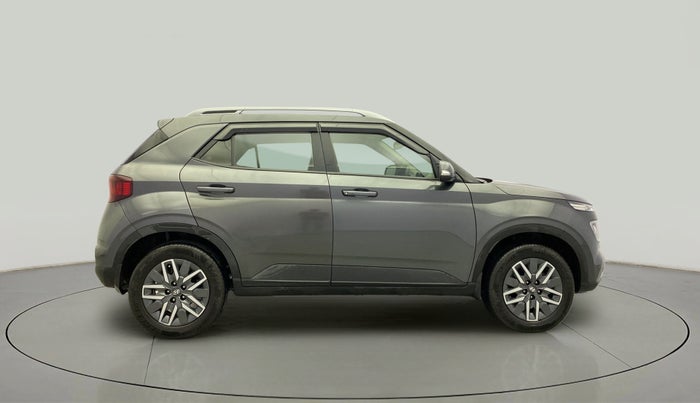 2022 Hyundai VENUE SX 1.0 TURBO, Petrol, Manual, 28,439 km, Right Side View