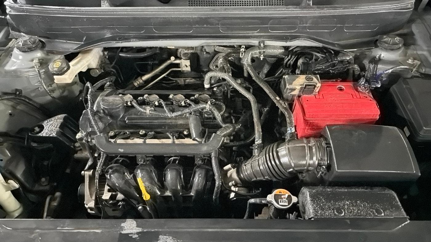2021 Hyundai VENUE S 1.2, Petrol, Manual, 89,300 km, Engine View