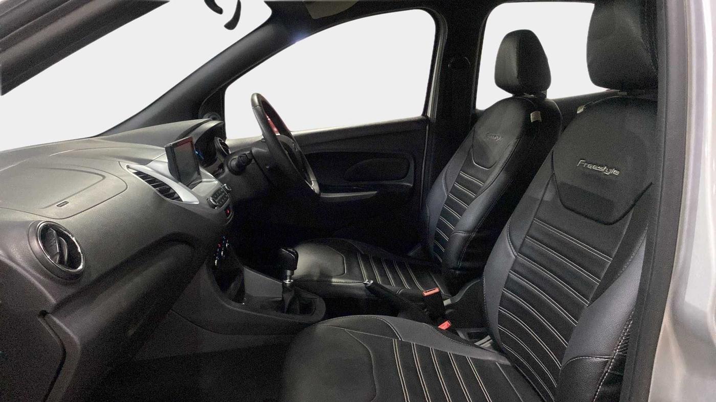 2018 Ford FREESTYLE TREND 1.5 DIESEL, Diesel, Manual, 46,080 km, Right Side Front Door Cabin
