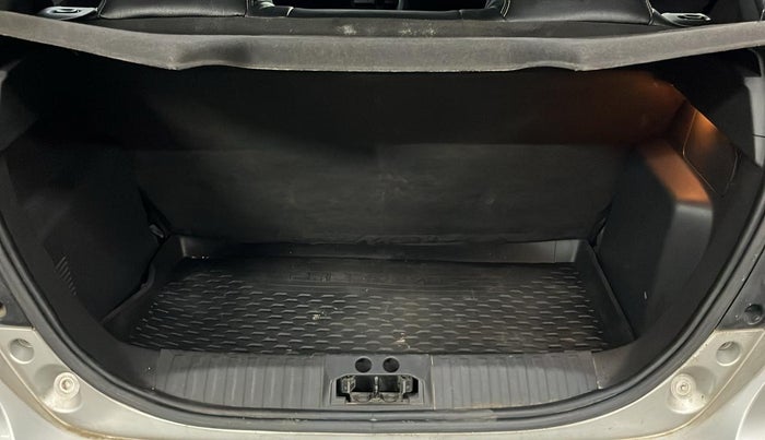 2018 Ford FREESTYLE TREND 1.5 DIESEL, Diesel, Manual, 46,080 km, Boot Inside
