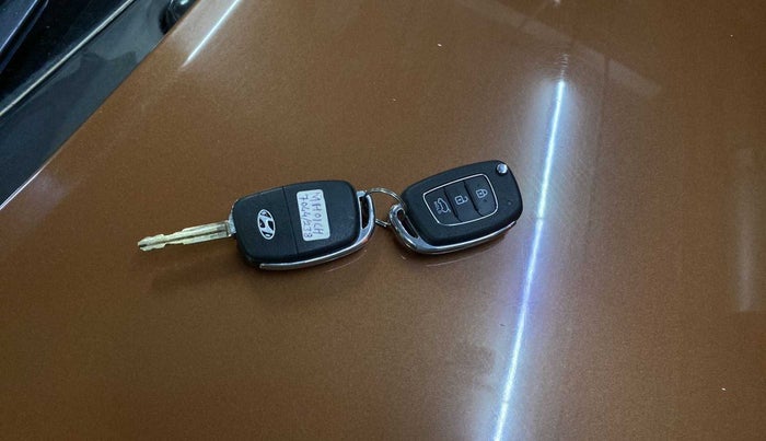 2016 Hyundai i20 Active 1.2 S, Petrol, Manual, 66,357 km, Key Close Up