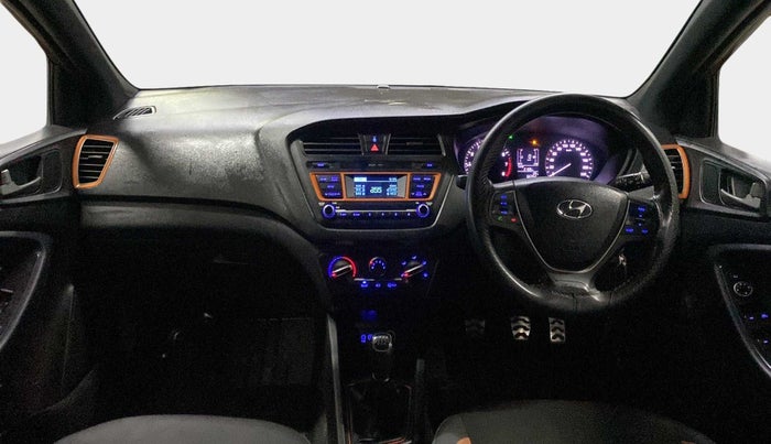 2016 Hyundai i20 Active 1.2 S, Petrol, Manual, 66,357 km, Dashboard