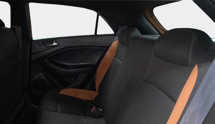 2016 Hyundai i20 Active 1.2 S, Petrol, Manual, 66,357 km, Right Side Rear Door Cabin