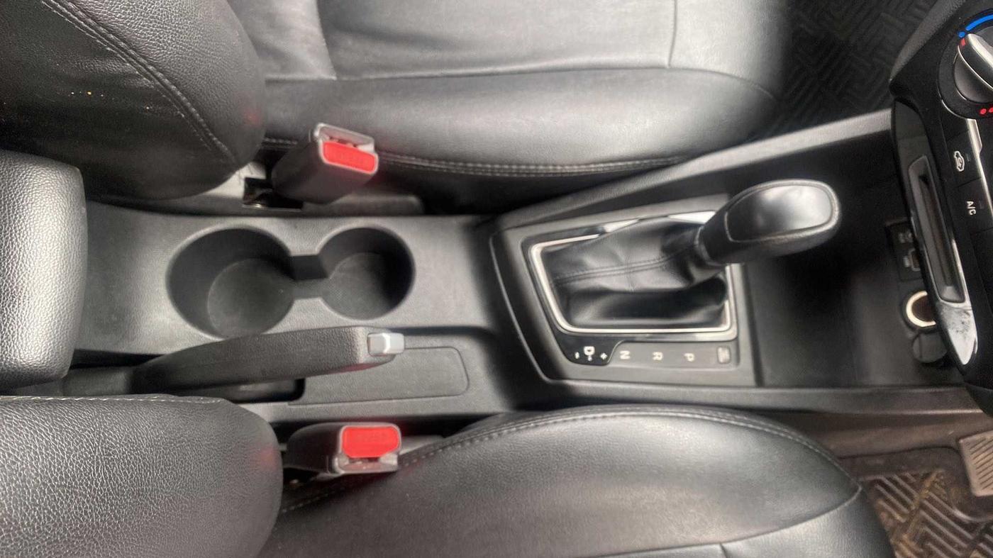 2018 Hyundai Elite i20 MAGNA EXECUTIVE CVT, Petrol, Automatic, 32,293 km, Gear Lever