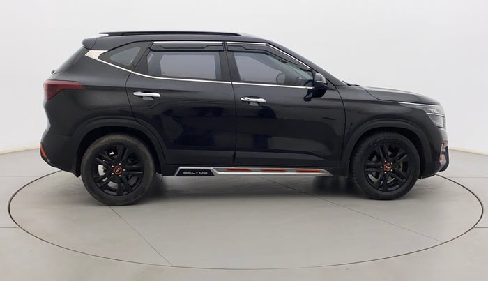 2020 KIA SELTOS HTX 1.5 PETROL, Petrol, Manual, 46,295 km, Right Side View