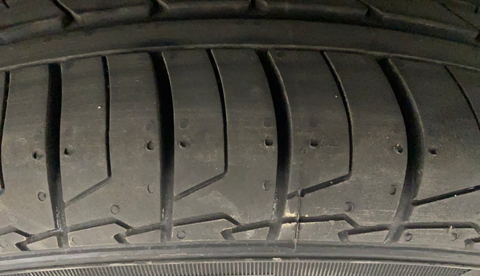 2020 KIA SELTOS HTX 1.5 PETROL, Petrol, Manual, 46,295 km, Left Front Tyre Tread