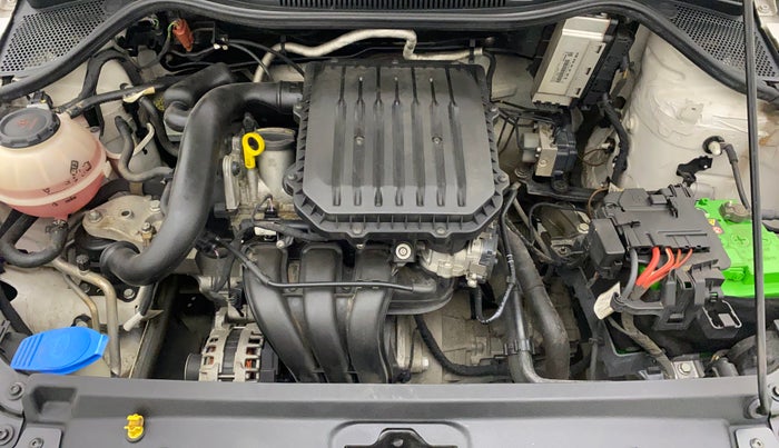2019 Volkswagen Polo HIGHLINE PLUS 1.0, Petrol, Manual, 48,270 km, Open Bonet