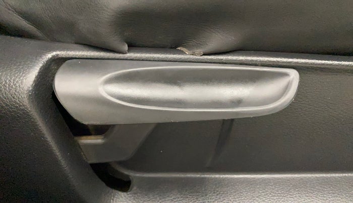 2019 Volkswagen Polo HIGHLINE PLUS 1.0, Petrol, Manual, 48,270 km, Driver Side Adjustment Panel