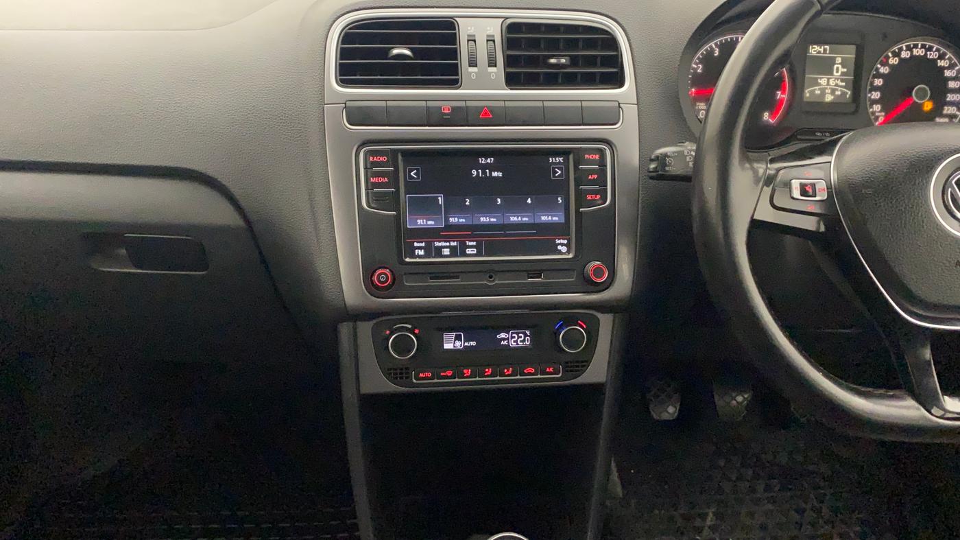 2019 Volkswagen Polo HIGHLINE PLUS 1.0, Petrol, Manual, 48,270 km, Air Conditioner