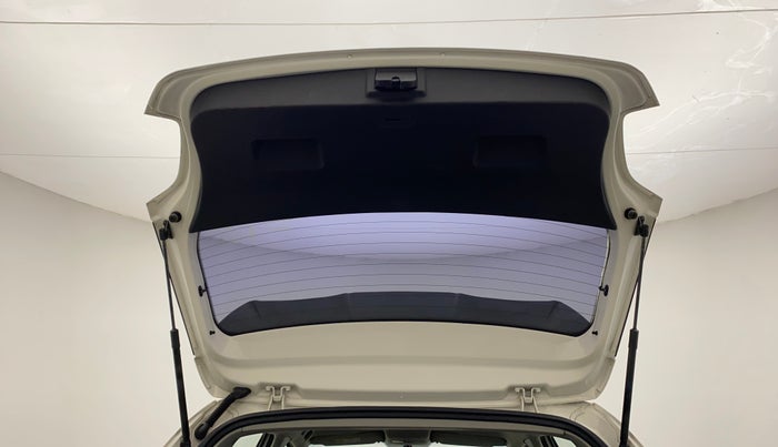 2019 Volkswagen Polo HIGHLINE PLUS 1.0, Petrol, Manual, 48,270 km, Boot Door Open