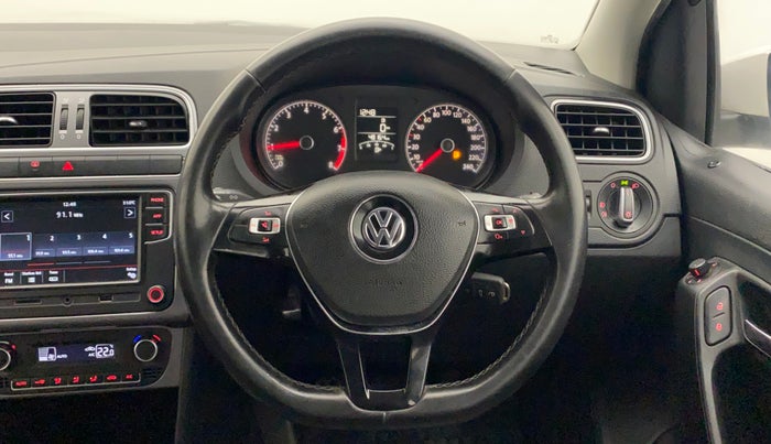 2019 Volkswagen Polo HIGHLINE PLUS 1.0, Petrol, Manual, 48,270 km, Steering Wheel Close Up