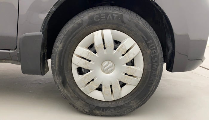 2020 Maruti Alto LXI, Petrol, Manual, 24,841 km, Right Front Wheel