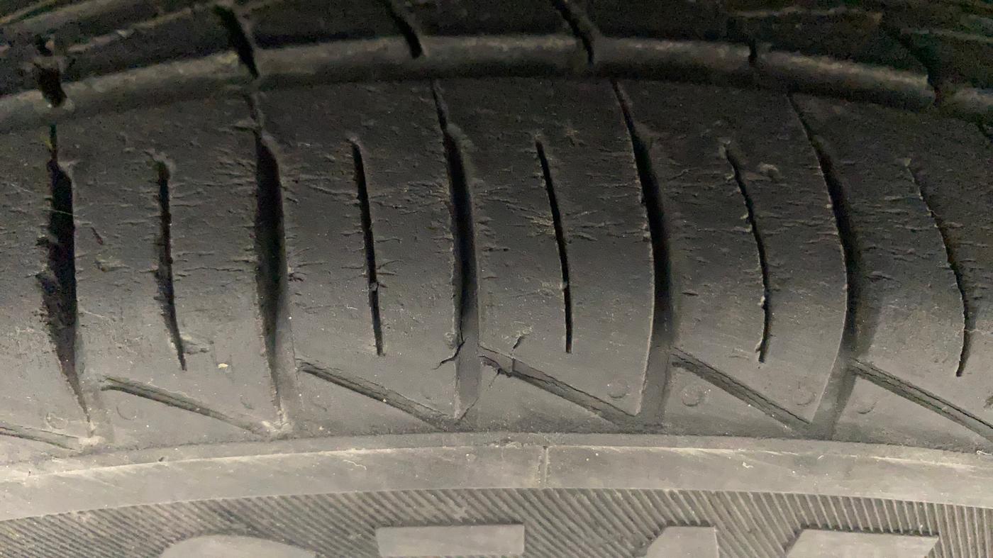 2020 Maruti Alto LXI, Petrol, Manual, 24,841 km, Right Front Tyre Tread