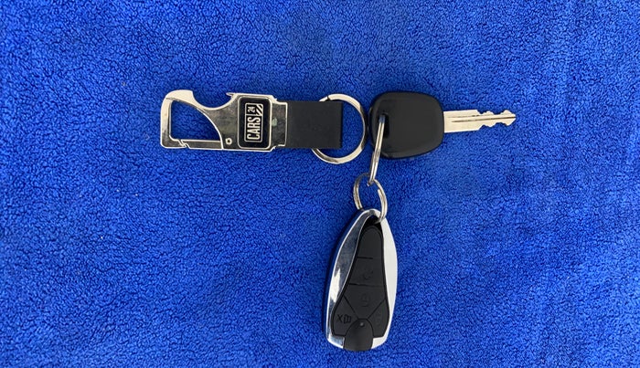 2020 Maruti Alto LXI, Petrol, Manual, 24,841 km, Key Close Up