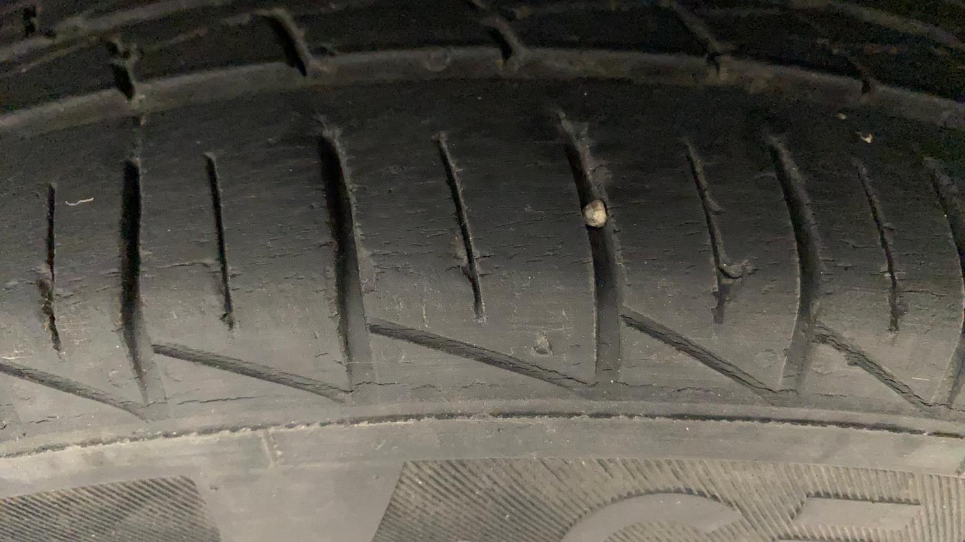 2020 Maruti Alto LXI, Petrol, Manual, 24,841 km, Left Rear Tyre Tread
