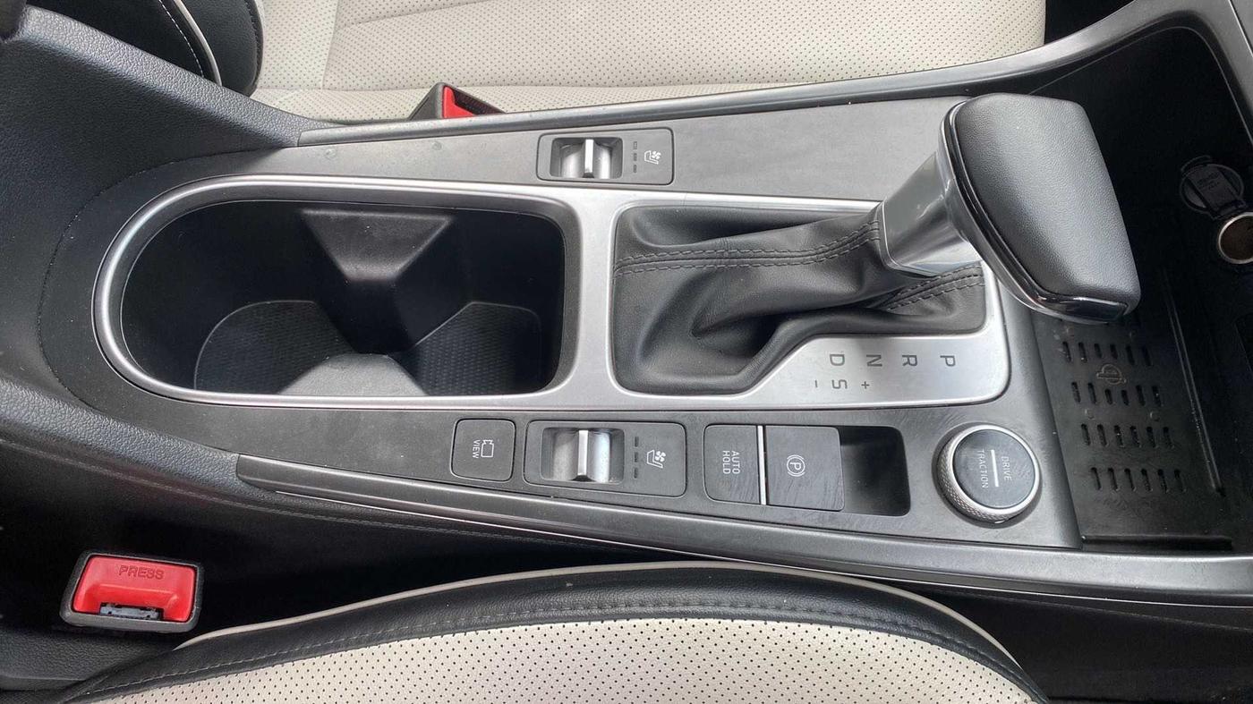 2020 Hyundai Creta SX (O) IVT 1.5 PETROL, Petrol, Automatic, 38,702 km, Gear Lever