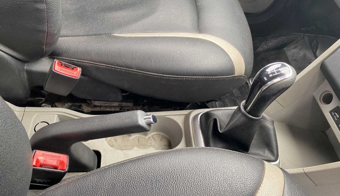 2016 Tata Tiago XZ PETROL, Petrol, Manual, 81,882 km, Gear Lever
