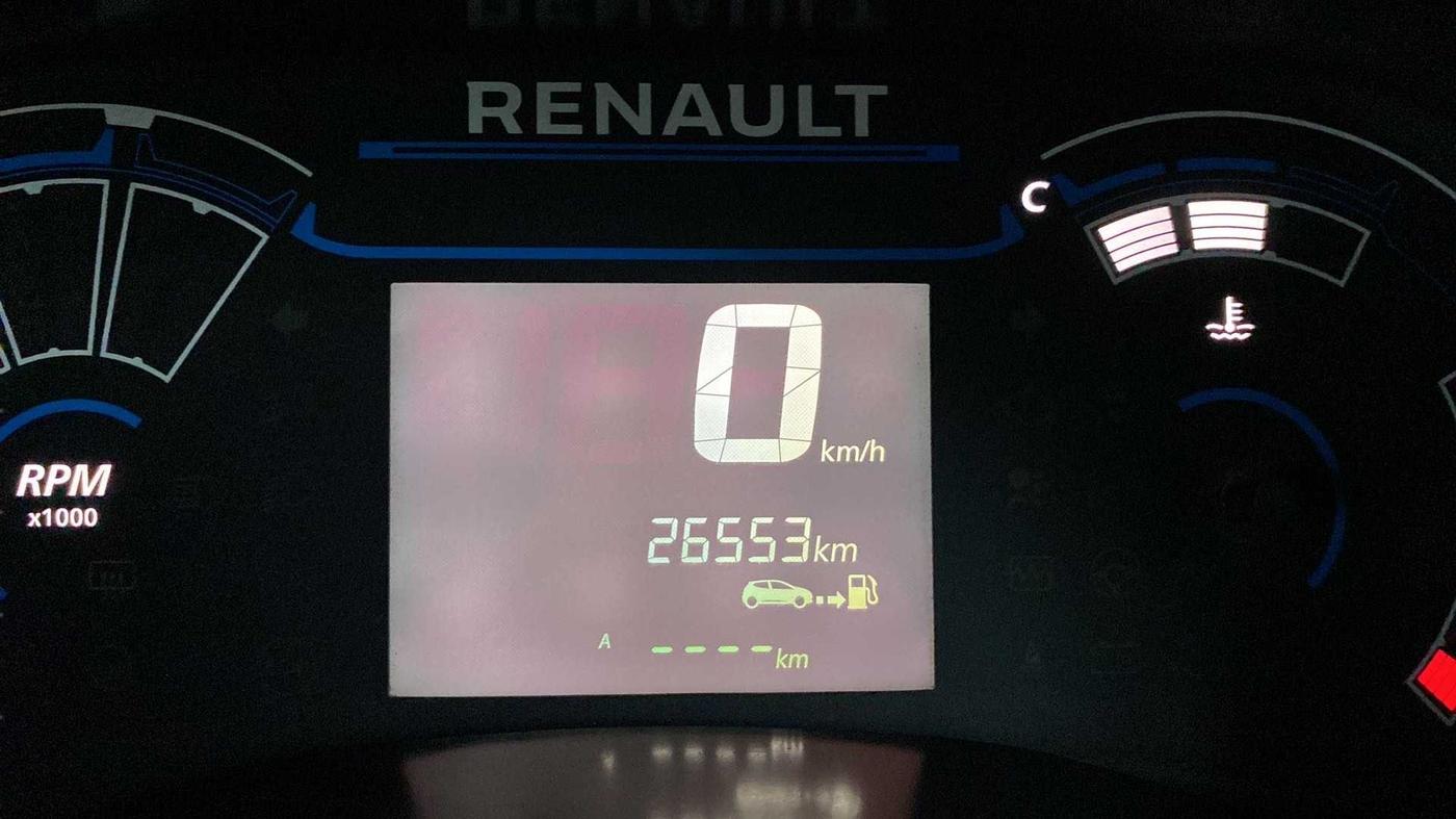 2022 Renault TRIBER RXL MT, Petrol, Manual, 26,543 km, Odometer Image