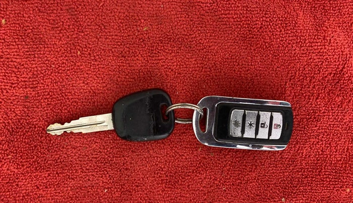 2013 Maruti Alto 800 LXI, Petrol, Manual, 93,264 km, Key Close Up