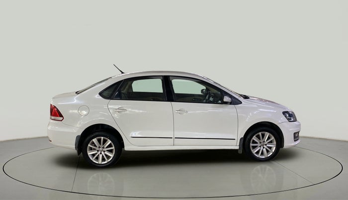 2017 Volkswagen Vento HIGHLINE DIESEL 1.5, Diesel, Manual, 87,535 km, Right Side View