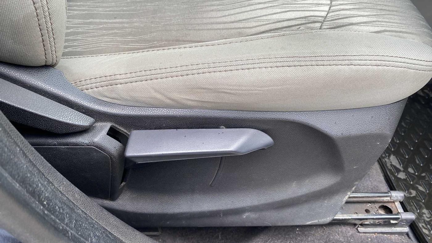2015 Ford Ecosport TITANIUM 1.5L PETROL AT, Petrol, Automatic, 98,670 km, Driver Side Adjustment Panel