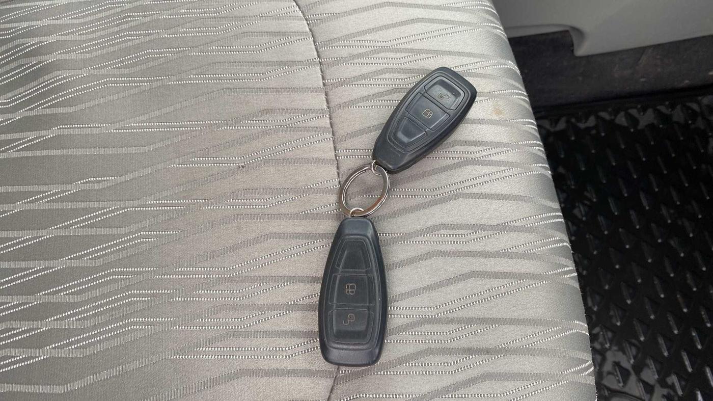 2015 Ford Ecosport TITANIUM 1.5L PETROL AT, Petrol, Automatic, 98,670 km, Key Close Up