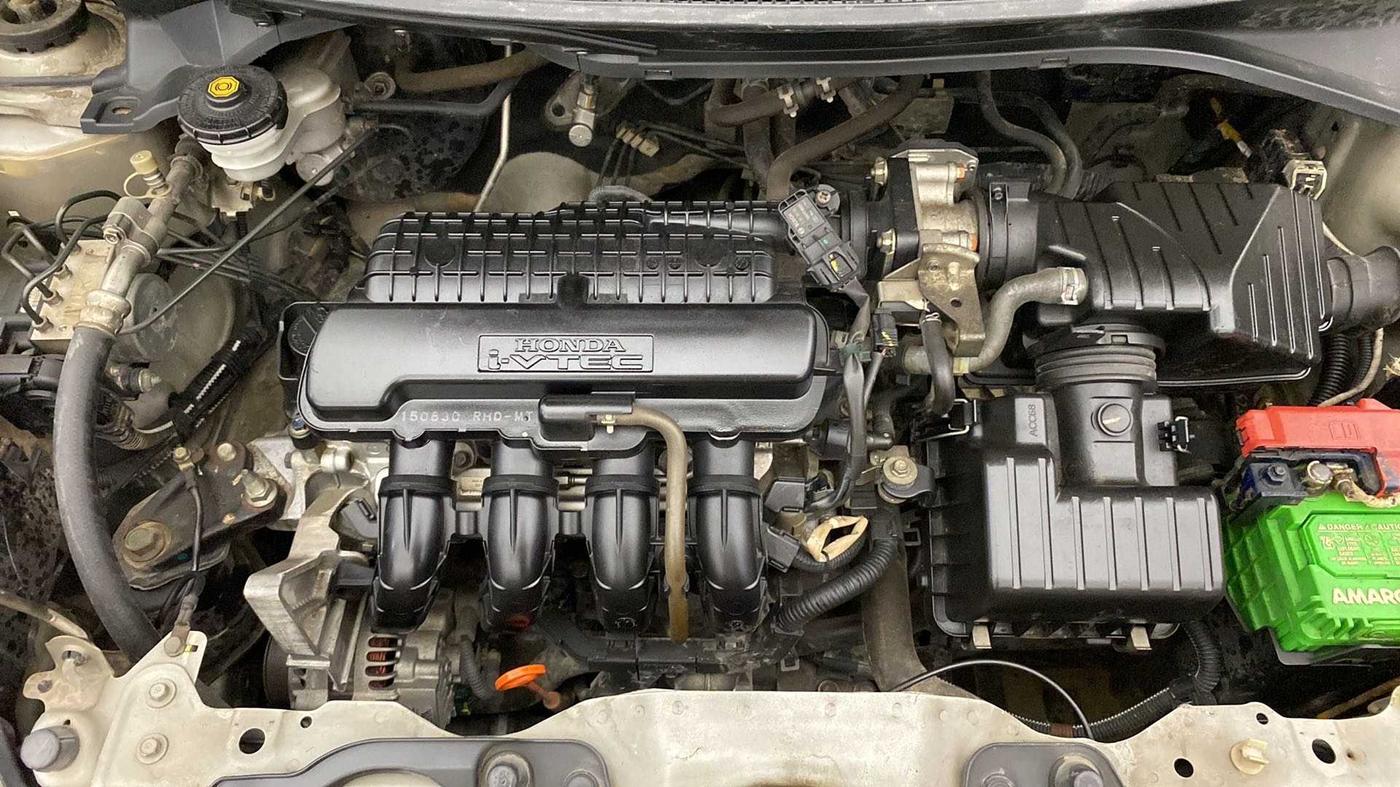 2015 Honda Amaze 1.2L I-VTEC VX, Petrol, Manual, 1,15,667 km, Open Bonet