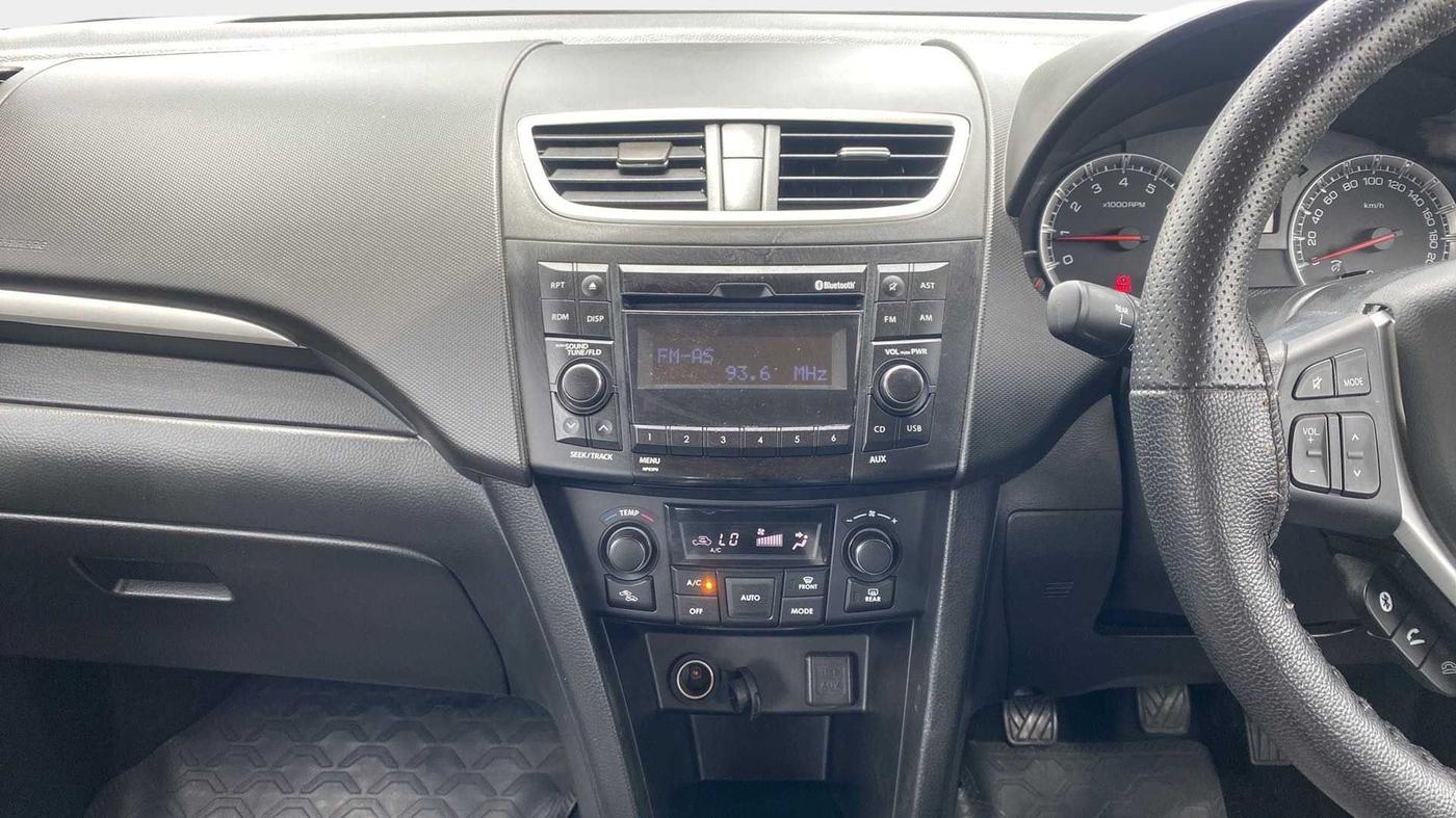 2016 Maruti Swift ZXI, Petrol, Manual, 14,031 km, Air Conditioner