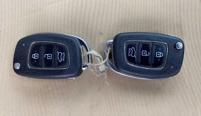 2016 Hyundai i20 Active 1.2 S, Petrol, Manual, 55,062 km, Key Close Up