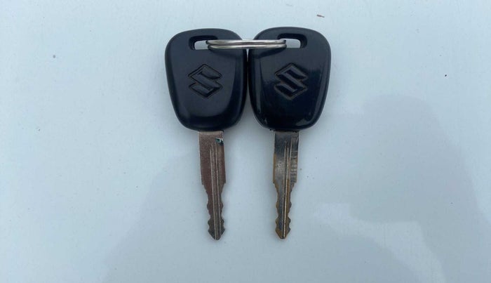 2017 Maruti Alto K10 VXI, Petrol, Manual, 25,242 km, Key Close Up