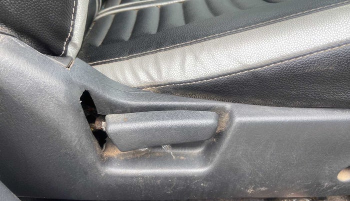 2017 Maruti Alto K10 VXI, Petrol, Manual, 25,242 km, Driver Side Adjustment Panel