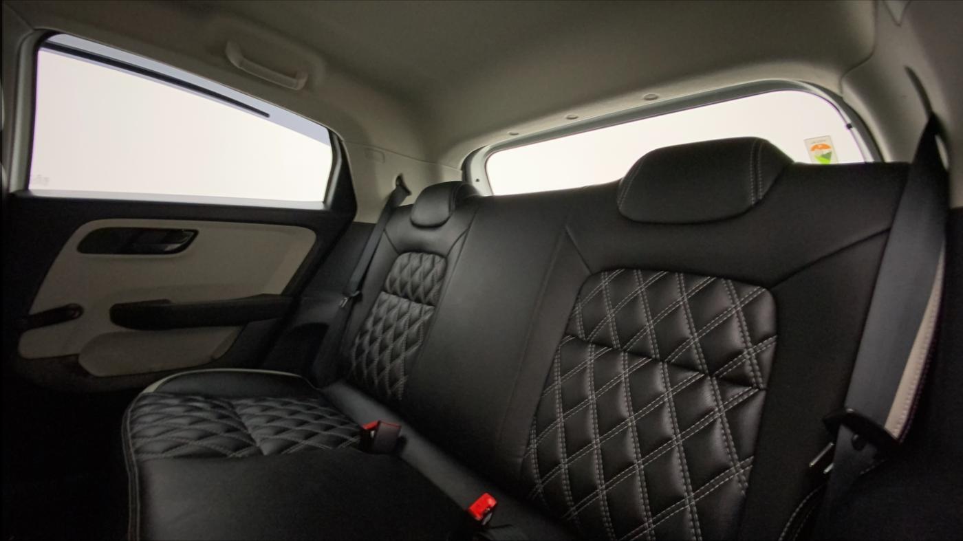 2023 Tata ALTROZ XE PLUS DIESEL, Diesel, Manual, 5,885 km, Right Side Rear Door Cabin