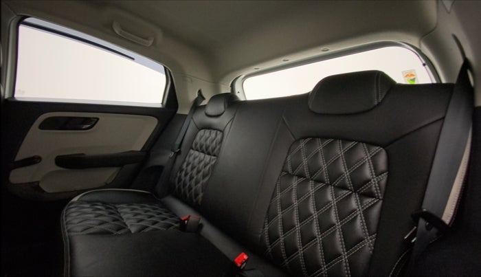 2023 Tata ALTROZ XE PLUS DIESEL, Diesel, Manual, 5,885 km, Right Side Rear Door Cabin