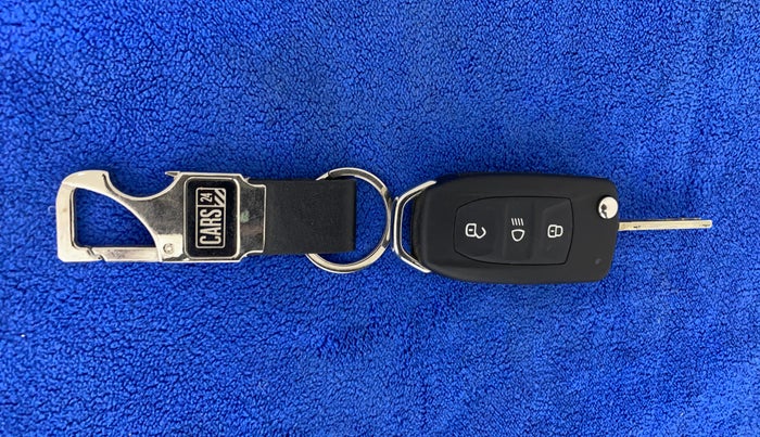 2023 Tata ALTROZ XE PLUS DIESEL, Diesel, Manual, 5,885 km, Key Close Up