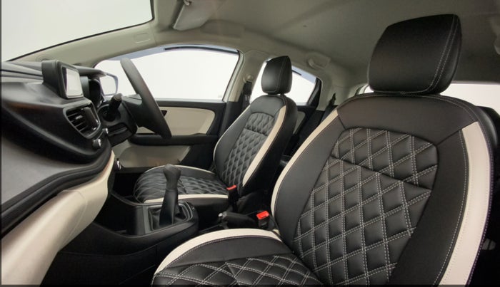 2023 Tata ALTROZ XE PLUS DIESEL, Diesel, Manual, 5,885 km, Right Side Front Door Cabin