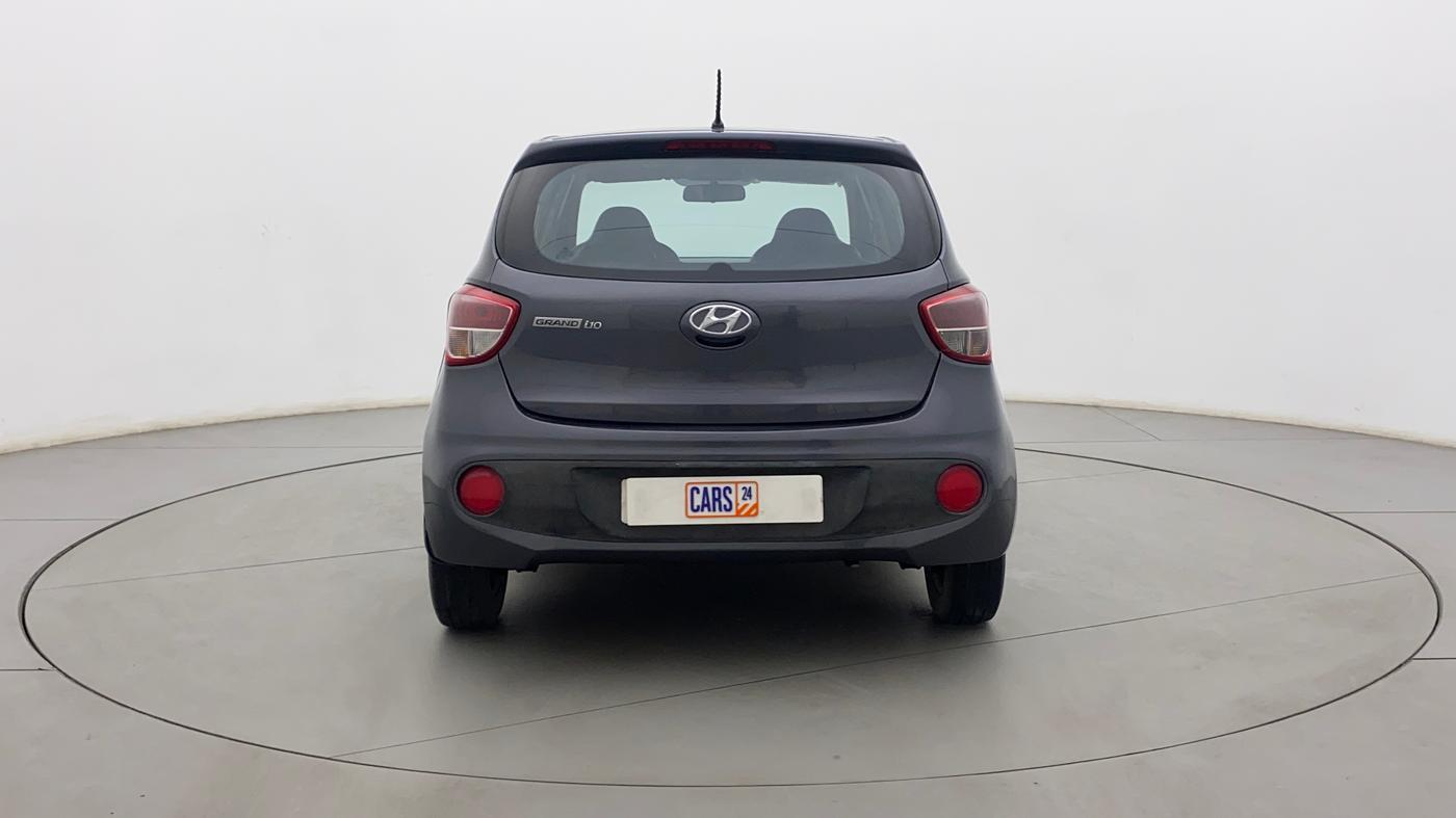 2018 Hyundai Grand i10 MAGNA AT 1.2 KAPPA VTVT, Petrol, Automatic, 67,851 km, Back/Rear