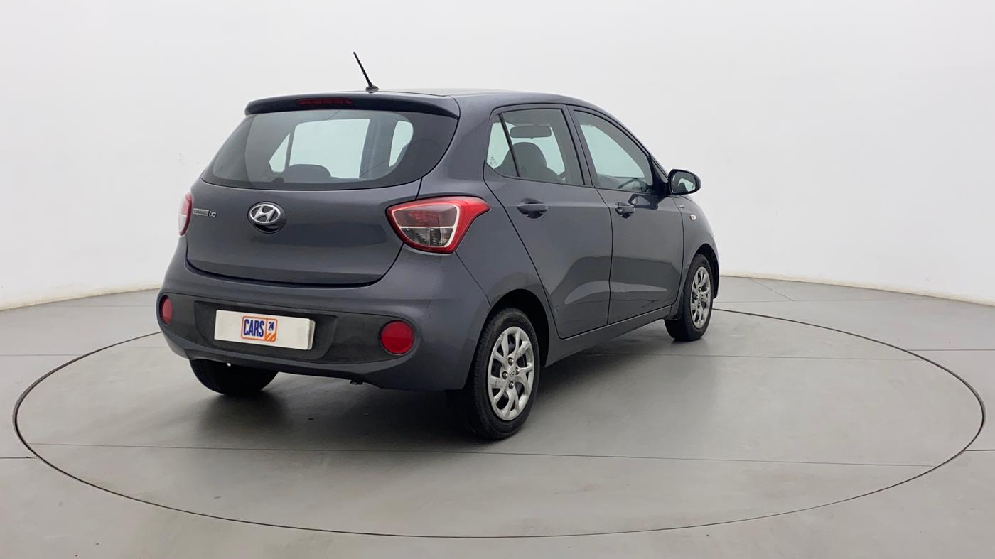 2018 Hyundai Grand i10 MAGNA AT 1.2 KAPPA VTVT, Petrol, Automatic, 67,851 km, Right Back Diagonal