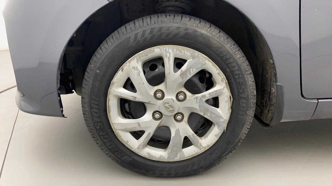 2018 Hyundai Grand i10 MAGNA AT 1.2 KAPPA VTVT, Petrol, Automatic, 67,851 km, Left Front Wheel