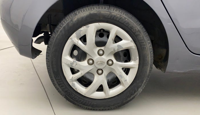 2018 Hyundai Grand i10 MAGNA AT 1.2 KAPPA VTVT, Petrol, Automatic, 67,851 km, Right Rear Wheel