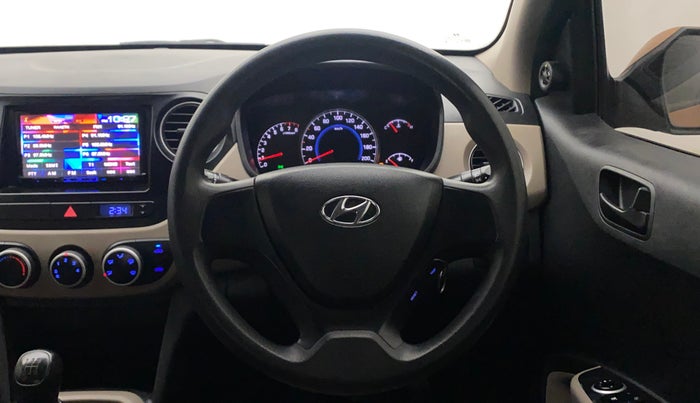 2016 Hyundai Grand i10 MAGNA 1.2 KAPPA VTVT, Petrol, Manual, 66,107 km, Steering Wheel Close Up