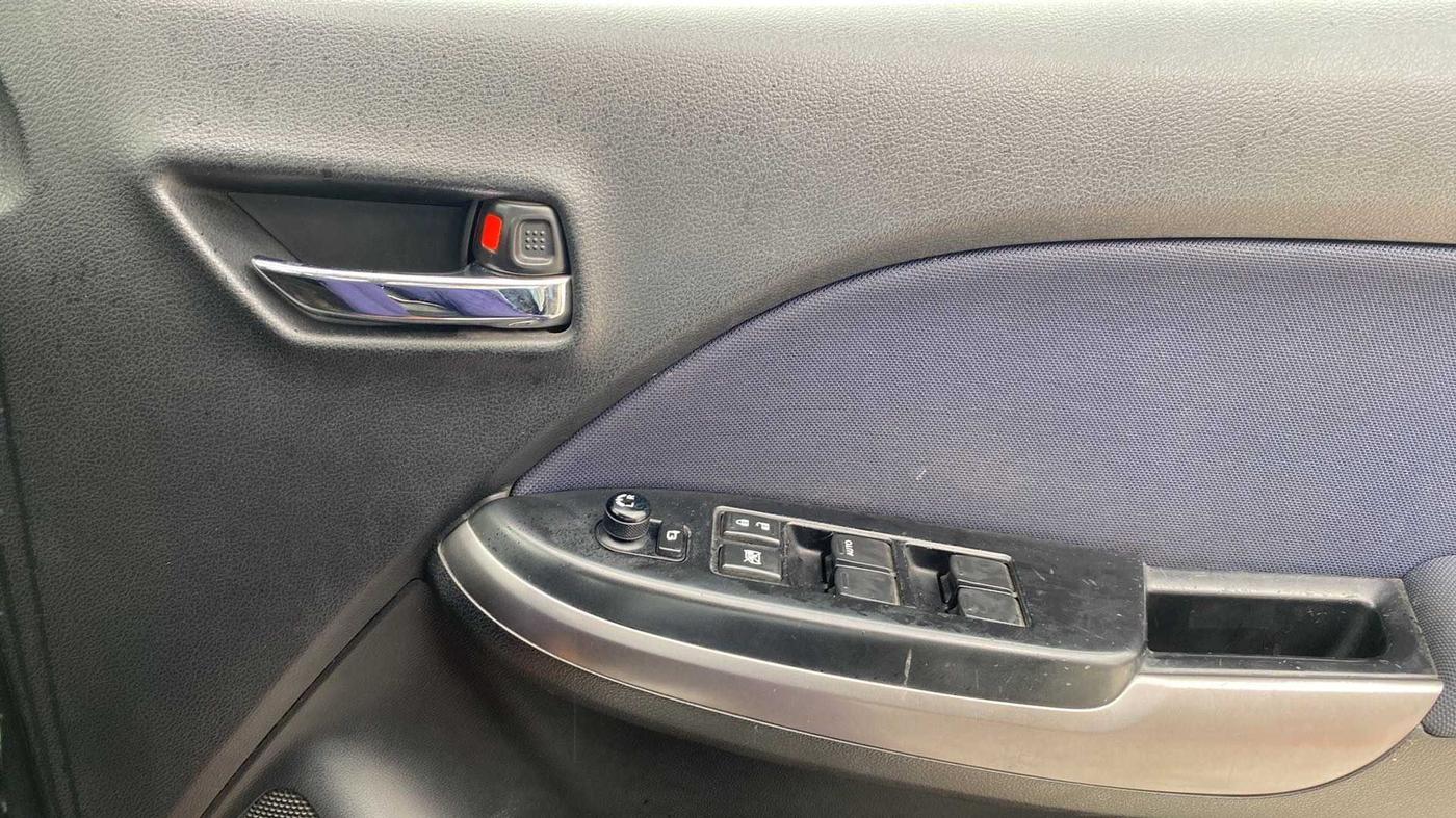 2020 Maruti Baleno ZETA PETROL 1.2, Petrol, Manual, 44,427 km, Driver Side Door Panels Control